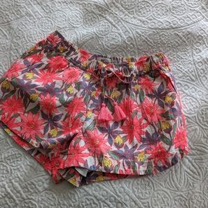 Pink floral Vineyard vines pull on shorts